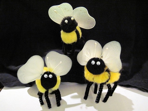 Pom Pom Bumble Bees