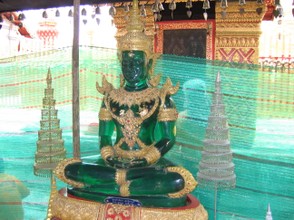 Emerald Buddha at Wat Doi Suthep