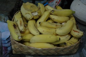 Fresh apple bananas
