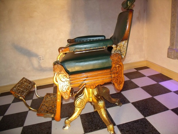 Late 1890s Koken Barber Chair
