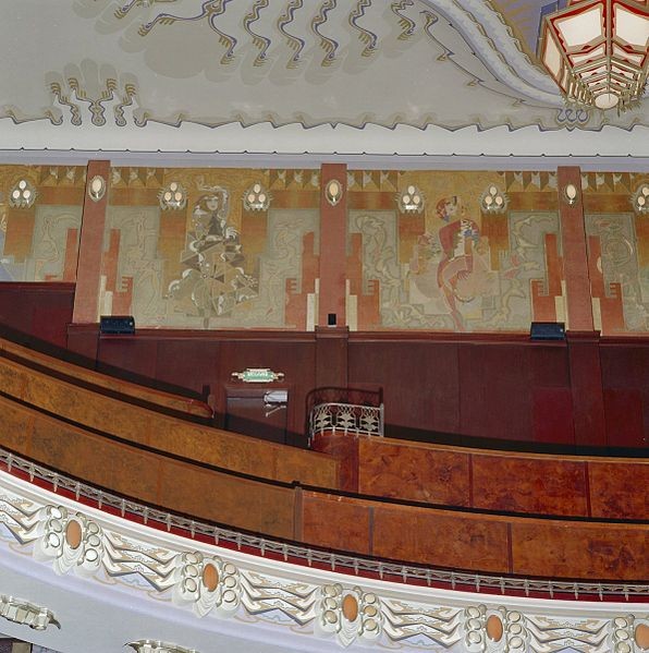 Murals in the Tuschinski Theatre