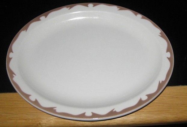 This style of platter was often used in restaurants.
