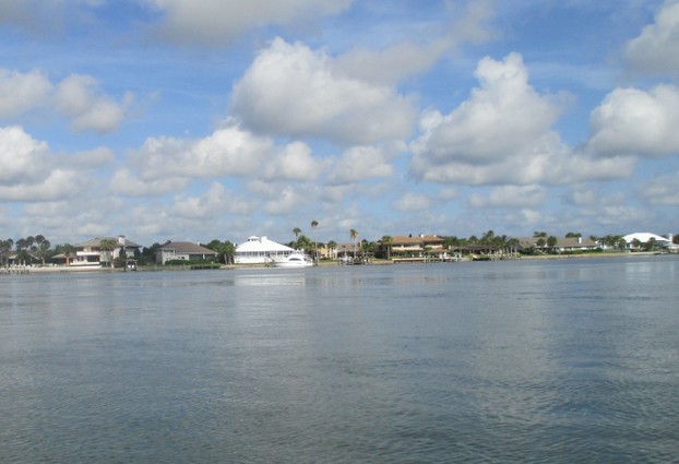 Beautiful homes along the shore of the Intracoastal Waterway
