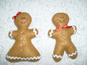 Boy And Girl Gingerbread Dolls