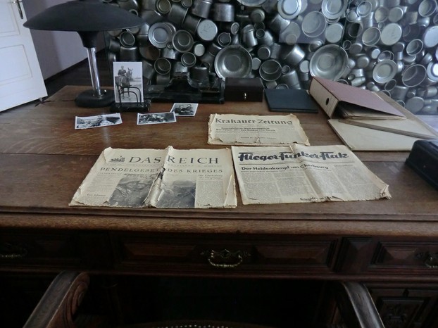 Image: Desk and props from 'Schindler's List'