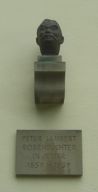 Peter Lambert bust in Nells Park, Trier, Germany