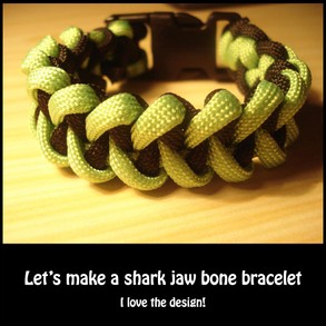 Paracord shark jaw bracelet