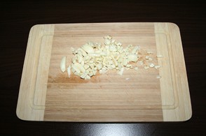 Chop ingredients / start with the garlic