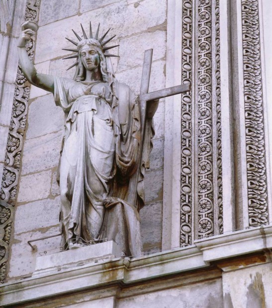 Image: The New Testament at Duomo di Milano