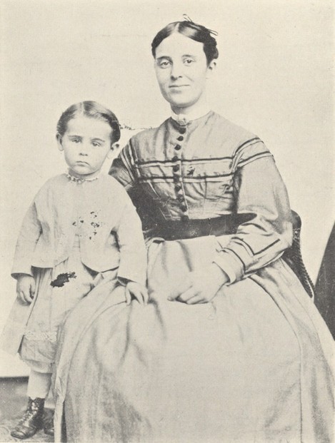 Sarah Briggs with her son Arthur Stanley Briggs