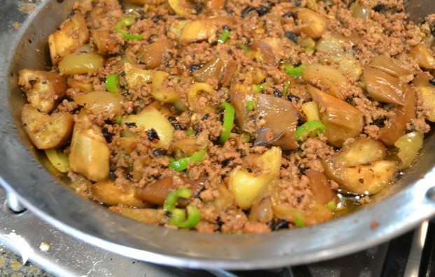 Asian stir-fry dishes are also easily prepared in this pan, like this classic ground pork and eggplant.