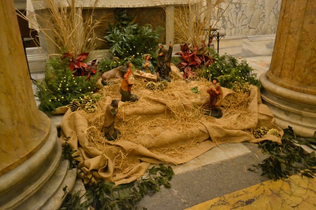 Even the Pantheon has a small yet beautiful nativity scene.