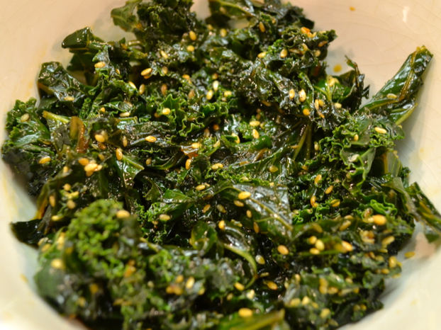 Japanese-Style Kale with Sesame Seeds