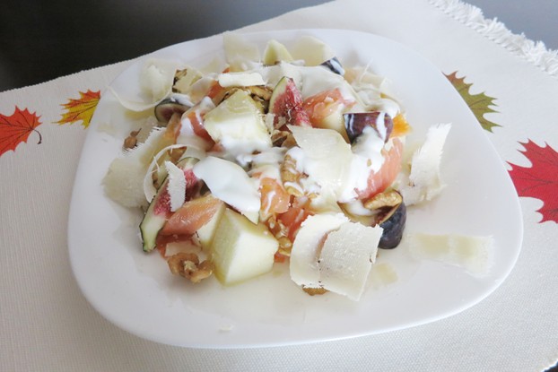 Delicious Savory Melon and Fig Salad