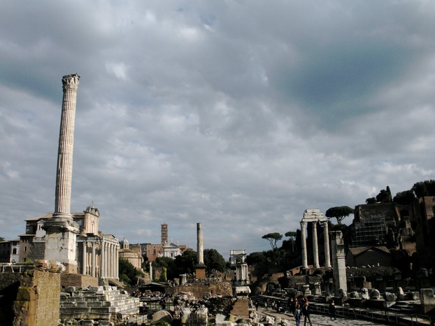 Use the Roma Pass to avoid lengthy lines to visit the Forum and other popular attractions.