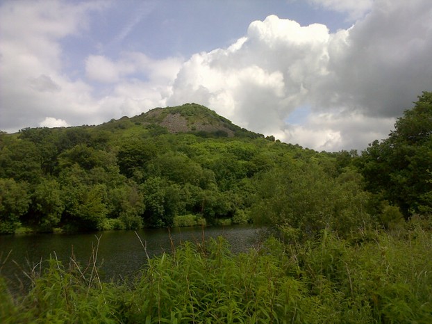 Tegg's Nose from the Macclesfield ( locally known as Macc ) Forest