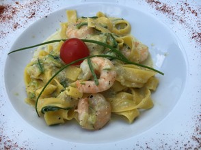 Tagliatelle with shrimp and smoked paprika