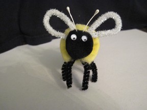 Pom Pom Bee