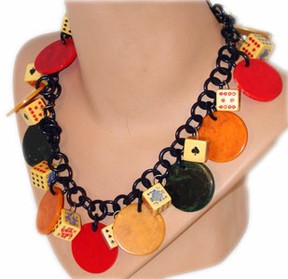 kitsch poker necklace