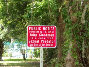 Red Sexual Predator Signs in Bradford County, Florida