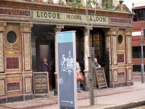 Belfast's Most Famous Pub - The Crown