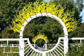 Chihuly Trellis