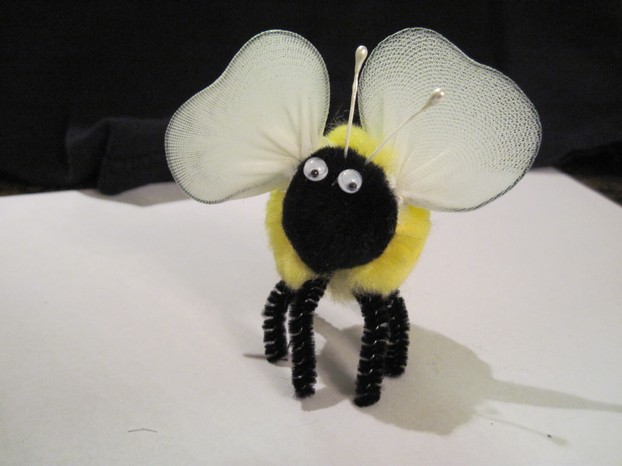 Pom Pom Bumble Bee
