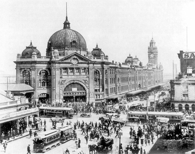 Flinders Street Station, Melbourne, 1927