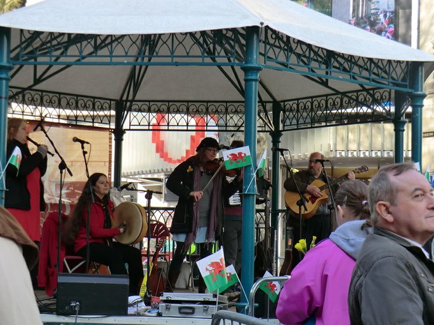 Allan yn y Fan, Cardiff 2012