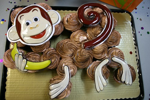 Monkey Cupcake Cake