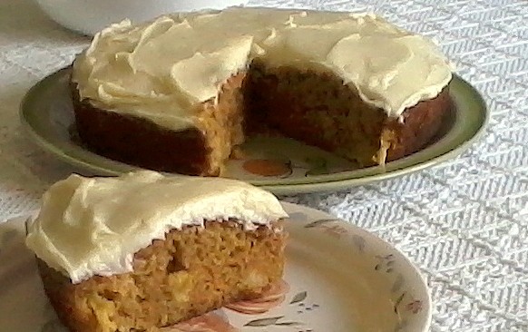 Carrot Cake Ready to Eat