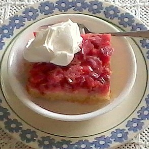 Rhubarb Strawberry Cake