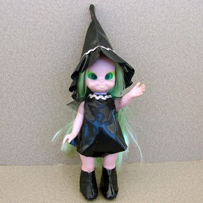 Emerald the Enchanting Witch