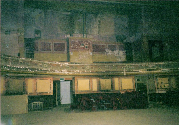 Auditorium of Victorian theatre, Ally Pally