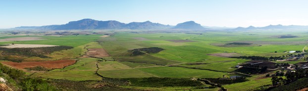 view from Piekenierskloof Pass at Citrusdal at base of Cederberg Mountains