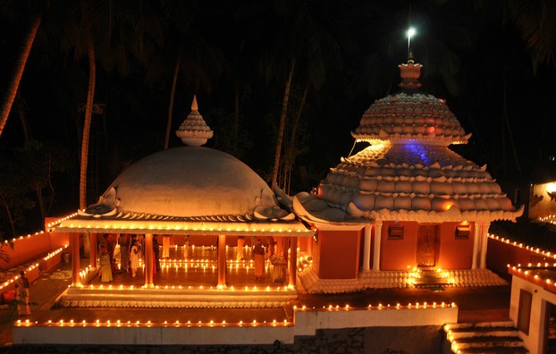 Karthikai Vilakku in temple