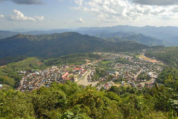 Phôngsali, capital of Phôngsali Province; slopes of Mount Phu Fa, central Phôngsali Province, northernmost Laos