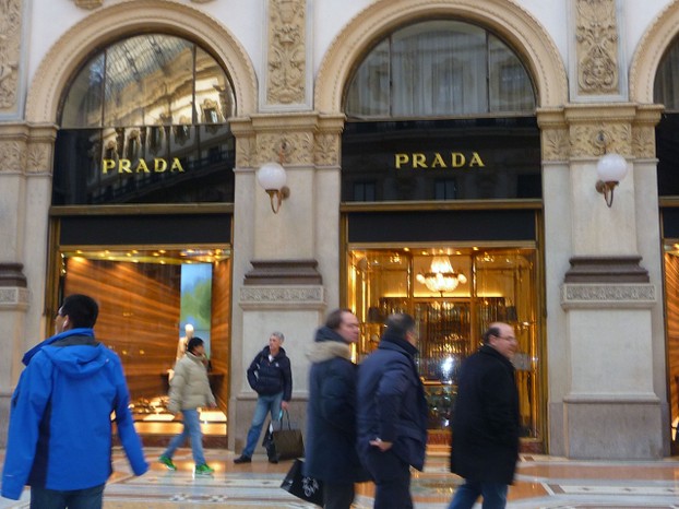 High Fashion Milano - Prada