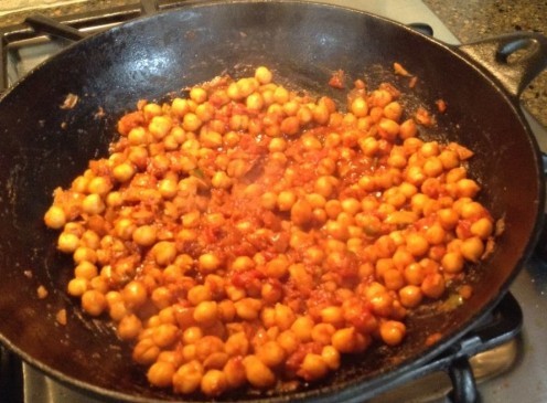 Masala Chana ... a sweet-and-spicy chick pea stew with tomatoes and tamarind.