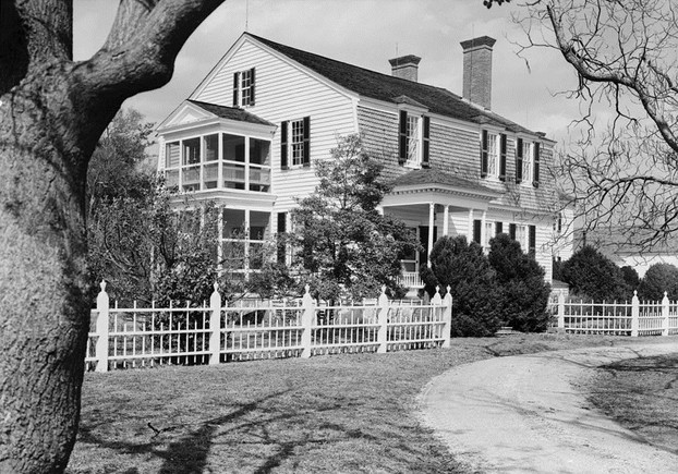 photograph by Historic American Buildings Survey (HABS)