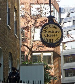 Ye Olde Cheshire Cheese London Pub