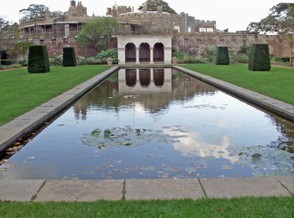 The Queen's Gardens, Walmar Castle