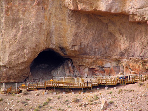 Cueva de las Manos by Mariano