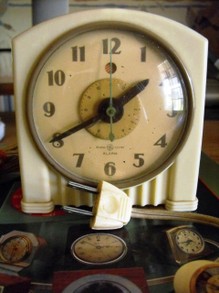 Chantilly GE Alarm Clock