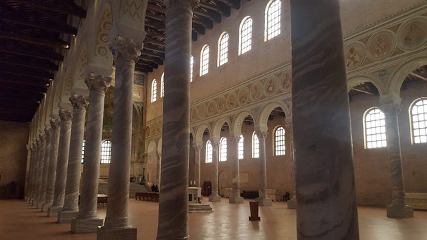 Basilica of Sant'Apollinare in Classe - Interior