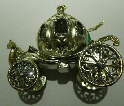 Carriage Christmas Ornament