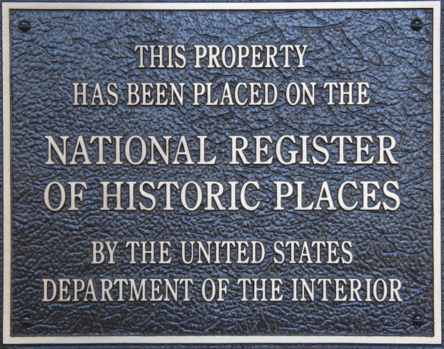 typical plaque acknowledging NRHP-listed property; Monday, June 21, 2010, 19:10