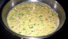 Low Carb Ham and Egg Pie in the Pan