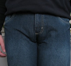 Jeans Too Tight - Camel Toe!