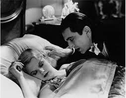 Frances Dade and Bela Lugosi in Dracula